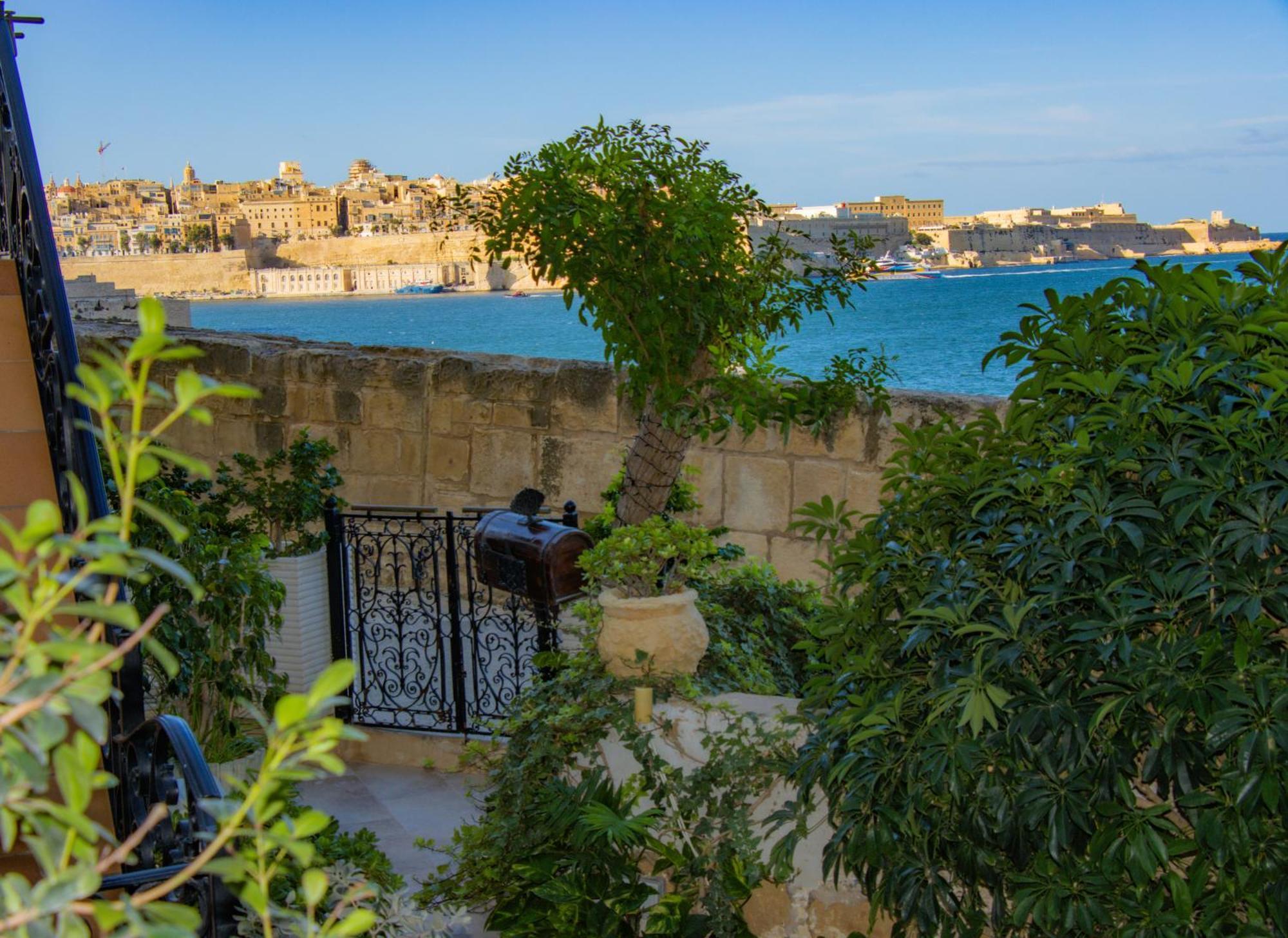 Seagull Birgu - Waterfront Home 外观 照片